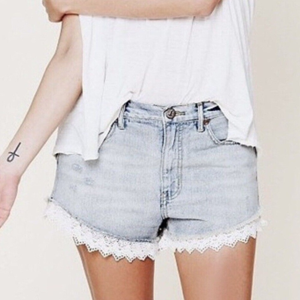 Free People Size 27 Cut Off Jean Shorts Boho Lace Crochet Hem Denim Distressed